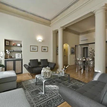 Barbi9 Loft * Florence